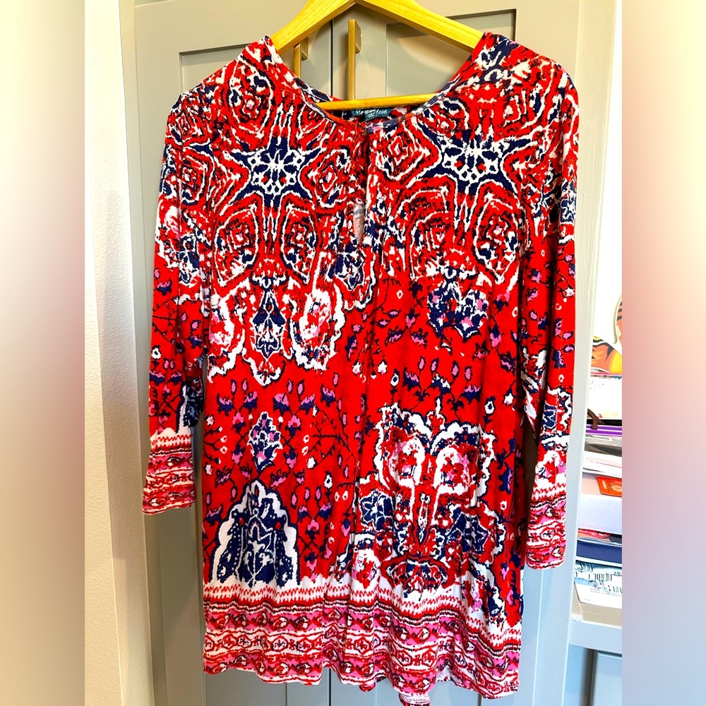 Fleur Bleue  red, blue and white top in “1X”.